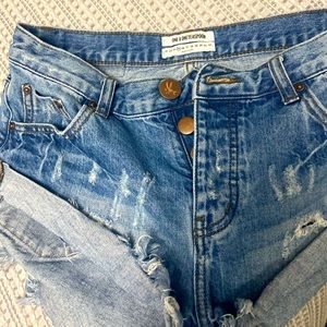 One teaspoon Jean shorts great condition